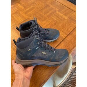 Keen Terradora Blue size 8